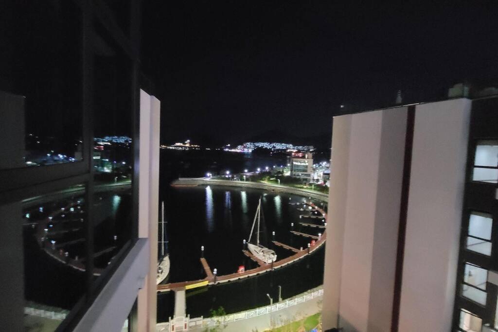 The Castle Ocean Marina Double Suite Yeosu Exterior foto